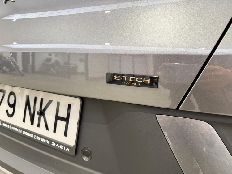 Renault Arkana Techno E-tech Híbrido foto 13